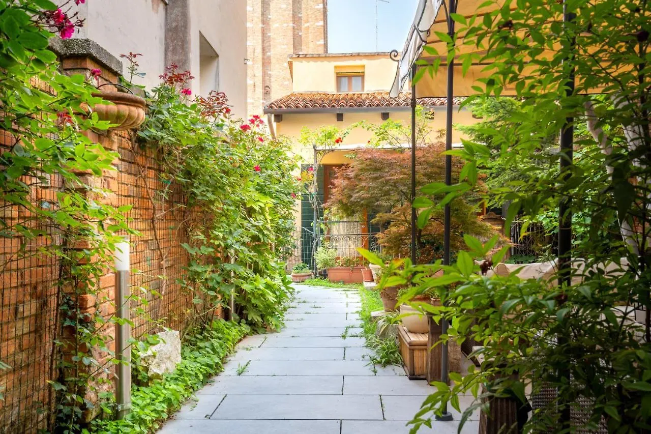 Apartamento Al Campanile Madonna dell'Orto Venecia 0*,