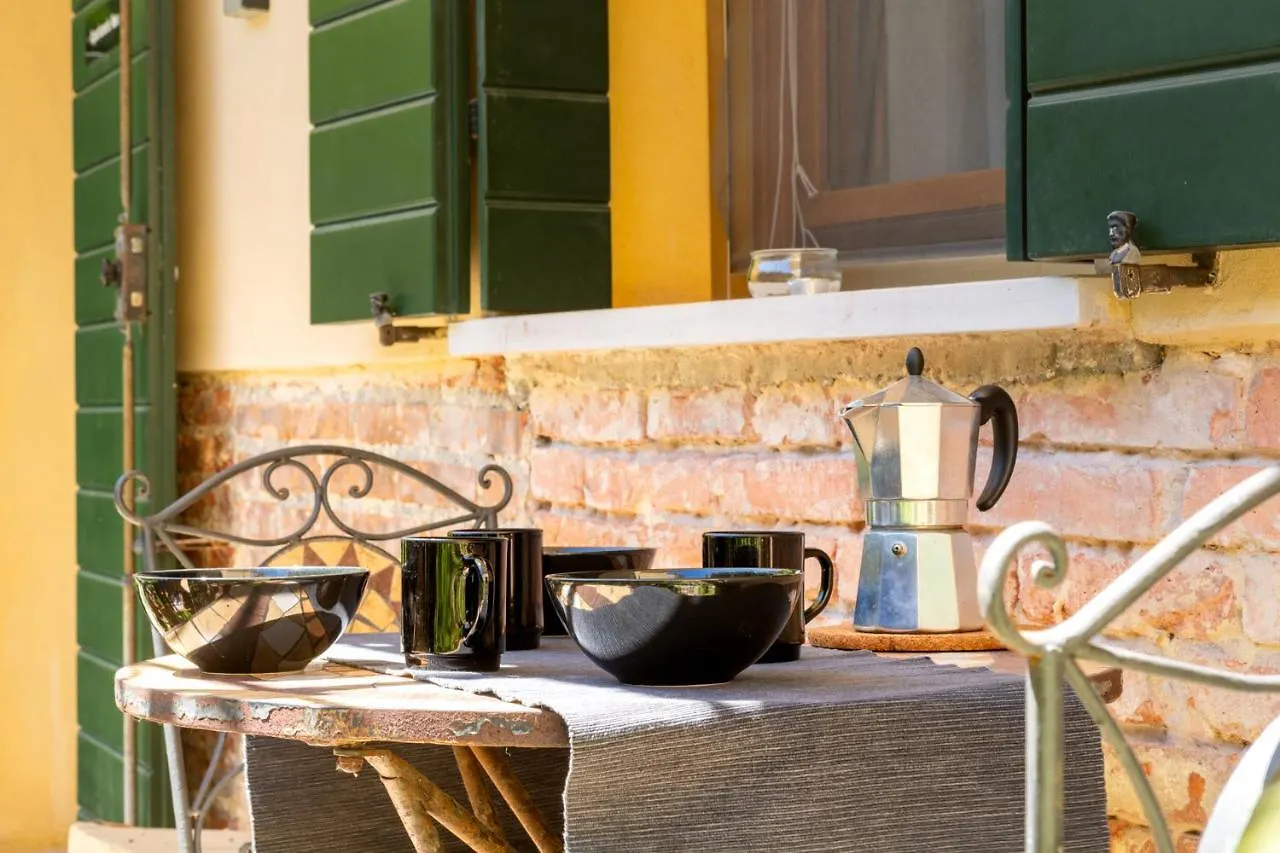 Apartamento Al Campanile Madonna dell'Orto Venecia 0*,  Italia